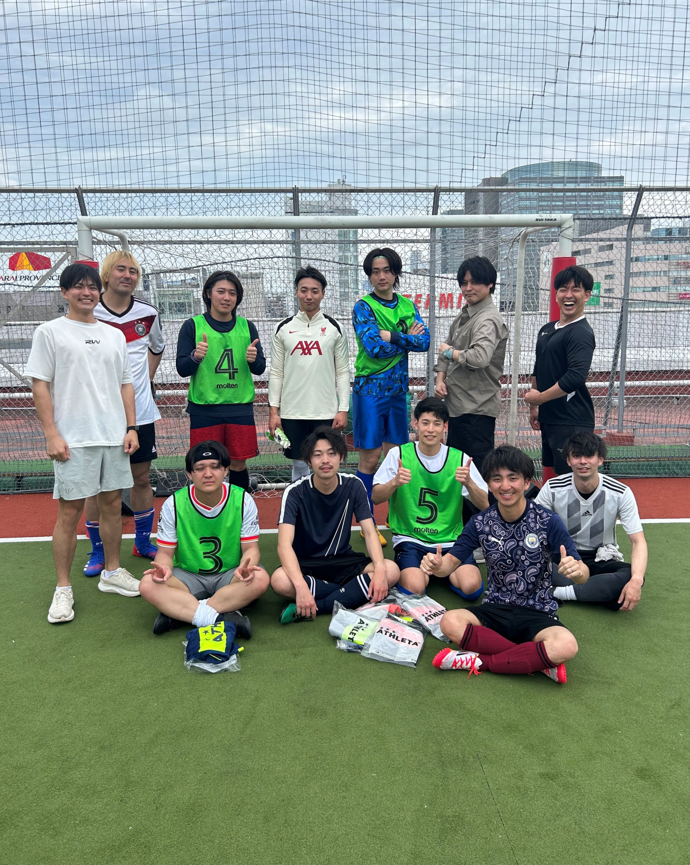 優勝チーム　株）チーム飛翔