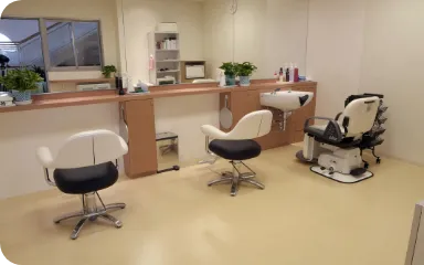 カットサロン