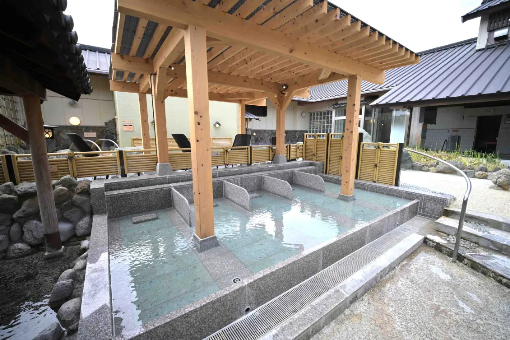 寝ころび湯